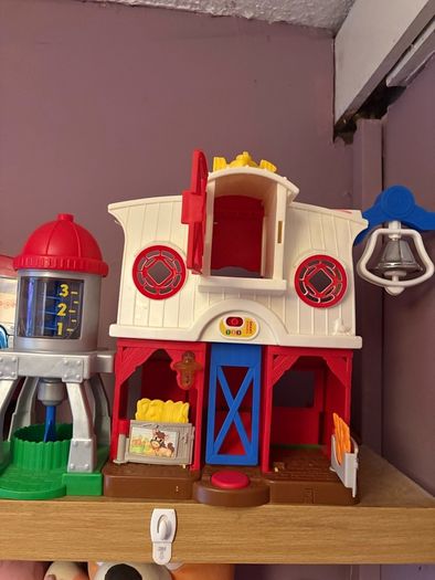 farm house