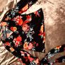 black flowery top size 14 Image 2