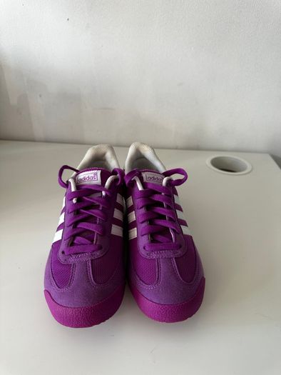 Adidas dragon