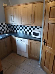 7 Kitchen / Utility room cabinets, &Counter &Sink