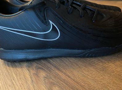 Mens Astroturf Size UK 9