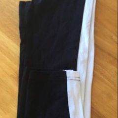 Girls BNWT sketchers bottoms age 10/11