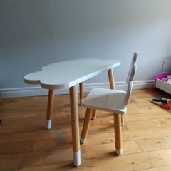 Kids table and chair