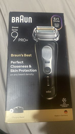 Braun shaver series 9 pro + with charging stand