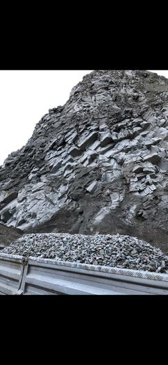 sand,stone,topsoil,pebble,gravel,stone