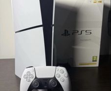 PlayStation 5 Slim Disc Edition 1TB Boxed PS5 - Like new