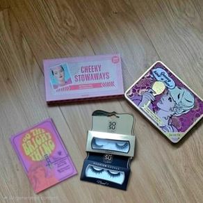 Benefit Make-up  Gift Sets