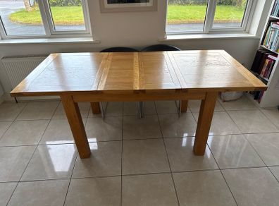 Extendable Wooden Dining Table