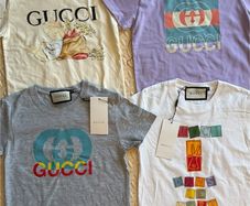 Kids T-shirt 5/6 years 2 for 25