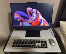 Computer ASUS Zen AiO22 + Free Desk