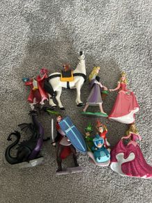 8 Sleeping Beauty Figurines
