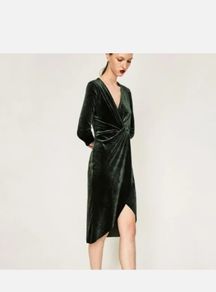 Green Velvet knee length dress M