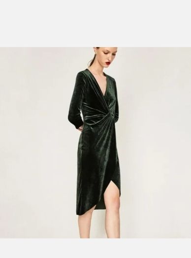 Green Velvet knee length dress M
