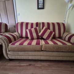 3 seater sofa and 2 arm chairs