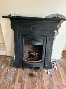 3 fireplaces and 1 stove