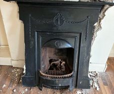 3 fireplaces and 1 stove