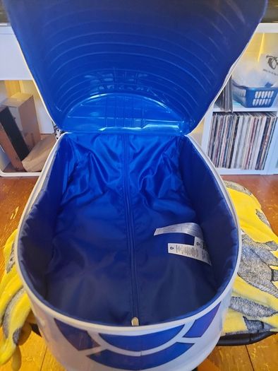 Star Wars- R2D2 travel case with wheels, retractable handle