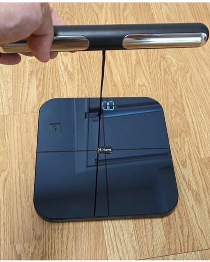 Hume scales.  as new.