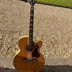 Epiphone EJ200 SCE Jumbo Acoustic Guitar