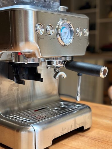 Servis S7857BC Dual Boiler Espresso Machine with Built-in Grinder