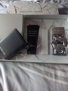 Gift set of Michael Kors Eau de Perfum.
