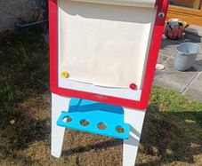 Kids Easel