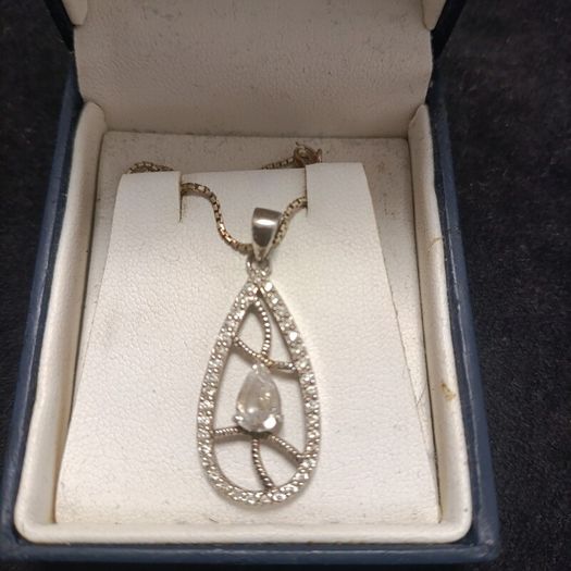 925 silver chain with a pendant