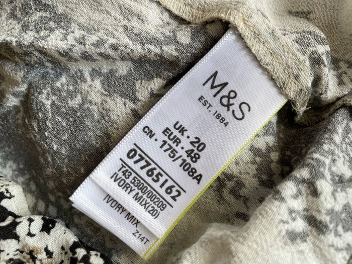 M&S Collection Ladies Top size 20 New without tags