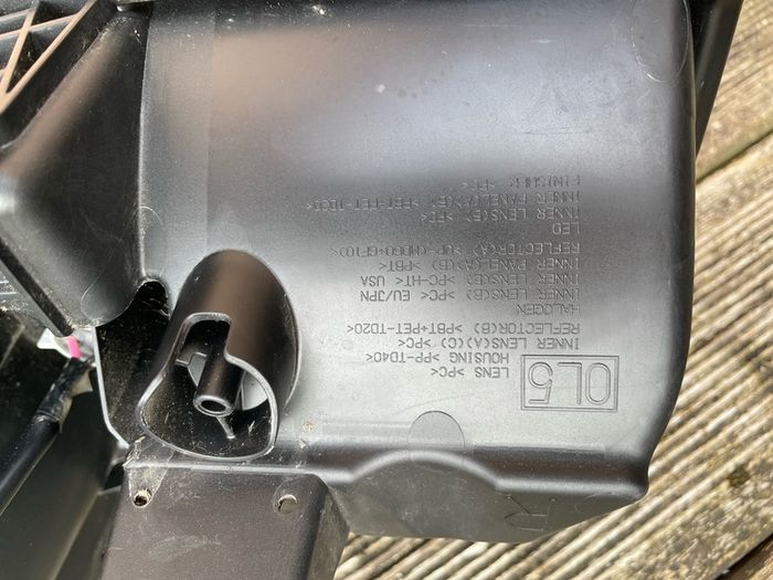 Nissan Leaf Headlight Driver side 2019