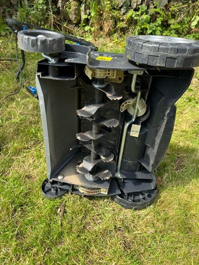 Electric Scarifier & Raker
