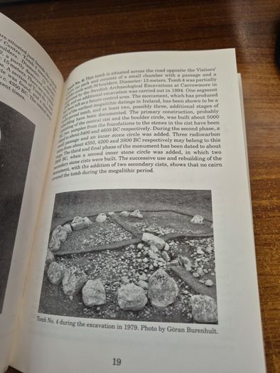 Carrowmore. The Illustrated Guide to The Megalithic Cemetery of Carrowmore Co. Sligo. Goran Burenhult.