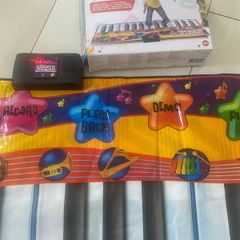 Rockstar Gigantic Musical keyboard mat