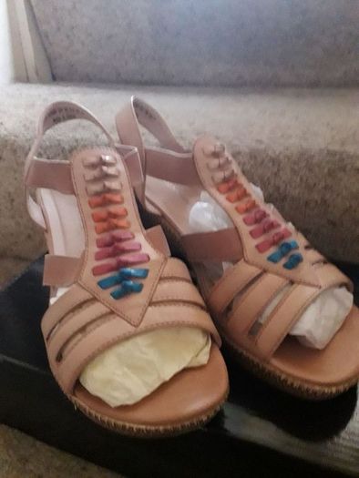 Sandals/Wedge Heeled Multicolour Leather Sandals .. Size: 5 UK .. 38  EU .. Price Drop .. Updated 20/07/22