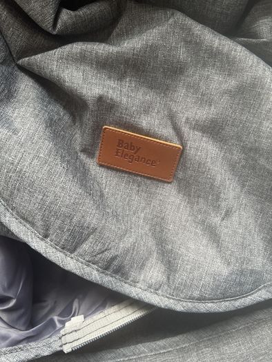 Baby cot needs base /mattress