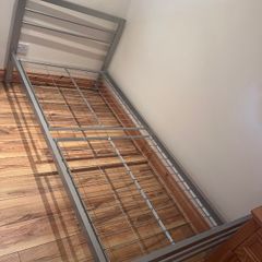 Kids bed
