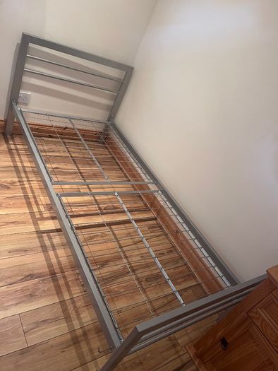 Kids bed