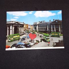 Ireland Postcard : Trinity College and Bank of Ireland , College Green , Dublin - 1960s