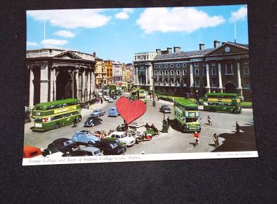 Ireland Postcard : Trinity College and Bank of Ireland , College Green , Dublin - 1960s