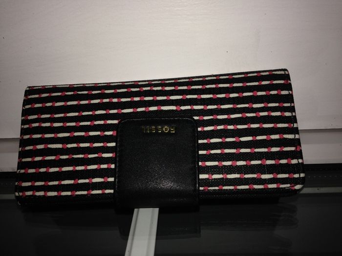 Fossil Wallet