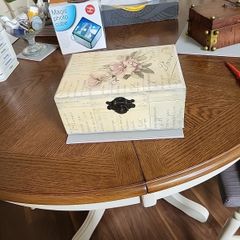 Jewellery box