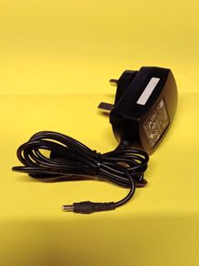 5-Volt Power Adaptor