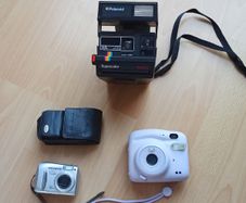 Photo camera lot: Olympus, Polaroid & Instax mini 11