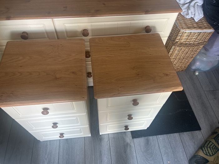 Cream and Pine chest and matching lockers.