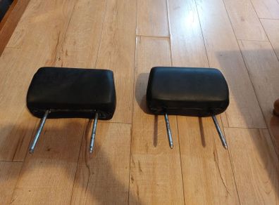 Fiat 128 Vintage leather headrests