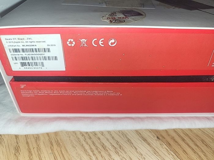 Beats ep complete box