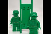 Lego Disney TOY STORY Green Army Men x 2 Lego Minifigures