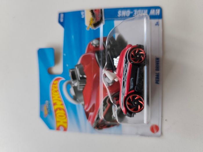 Hot Wheels TH and more
