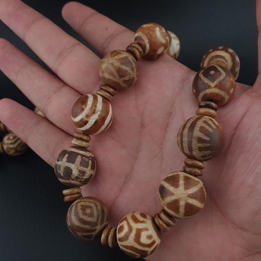 Burmese Antique Pumtek Pyu 18-19 mm Beads Necklace 24 inches