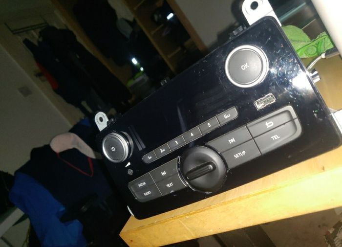 Genuine Nissan Qashqai / X-Trail / Pulsar Bluetooth CD Radio Stereo Head Unit