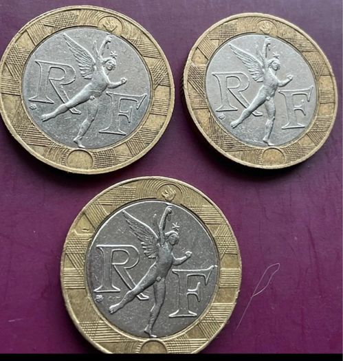 Vintage 1960-90s French Franc Coin Lot Mixed Denominations (10 1, and 1/2 Francs)